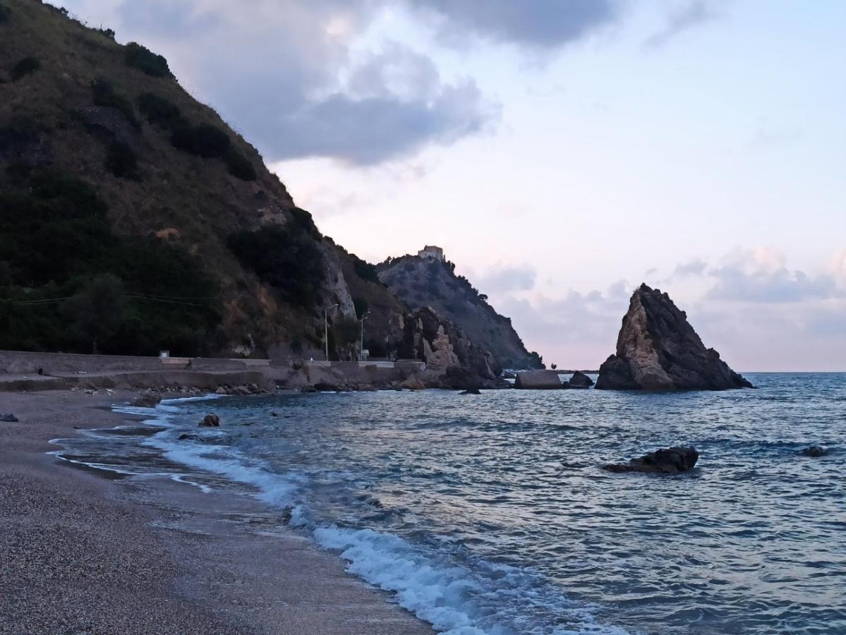 Capo dʼOrlando B&B Del Centro المظهر الخارجي الصورة