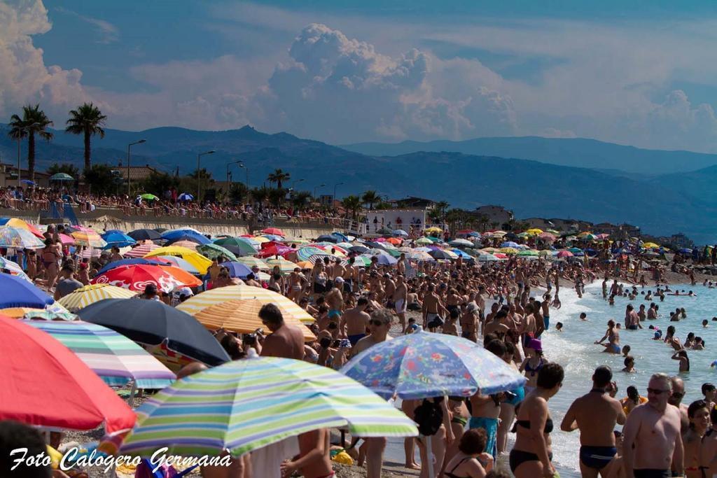Capo dʼOrlando B&B Del Centro المظهر الخارجي الصورة